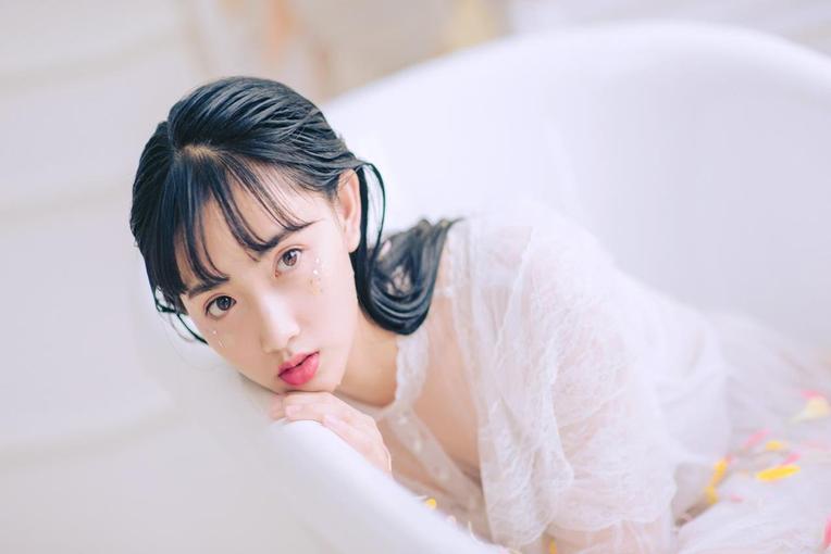 独立自主的女生